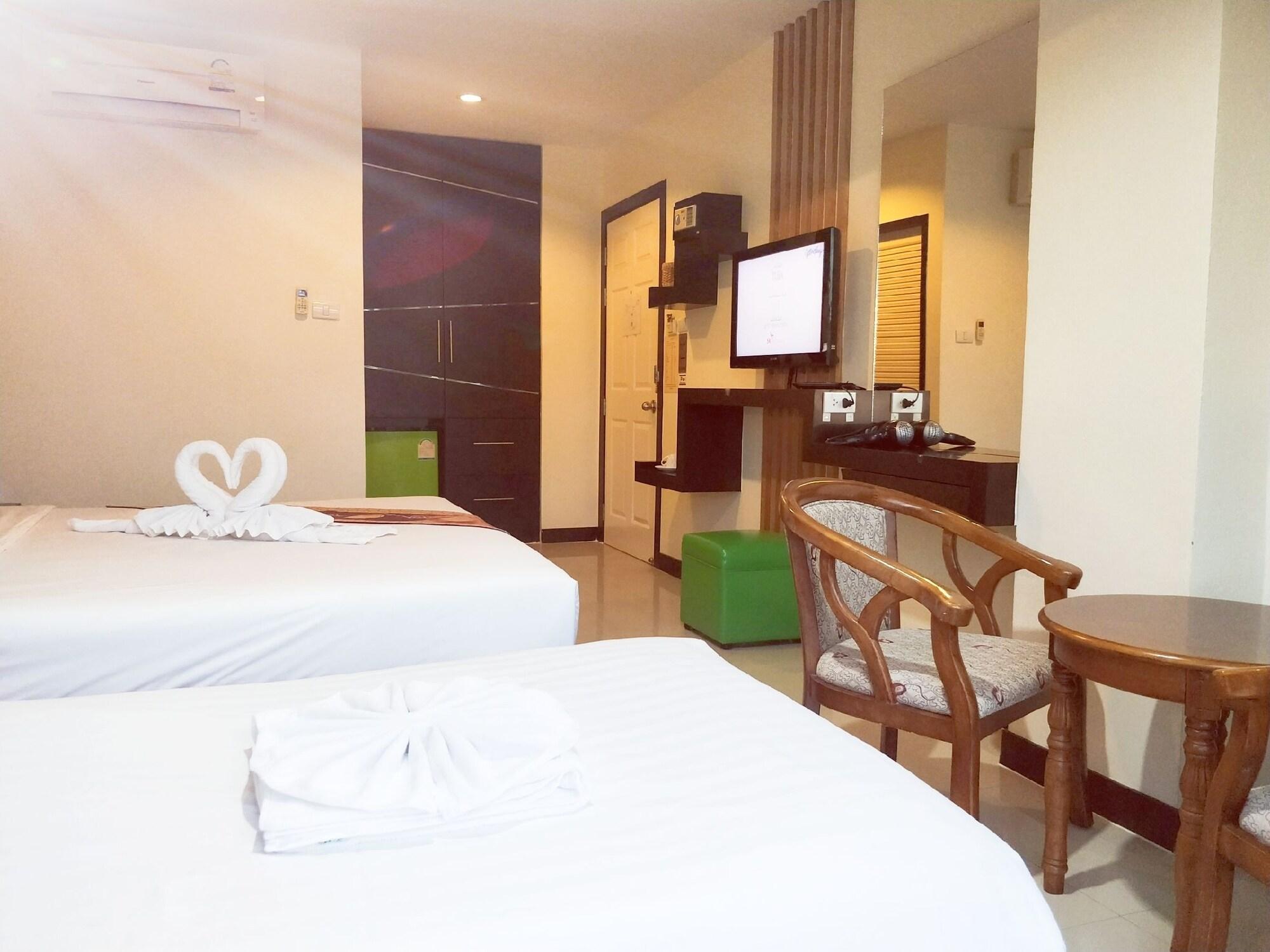 Pimrada Hotel Patong Exterior foto